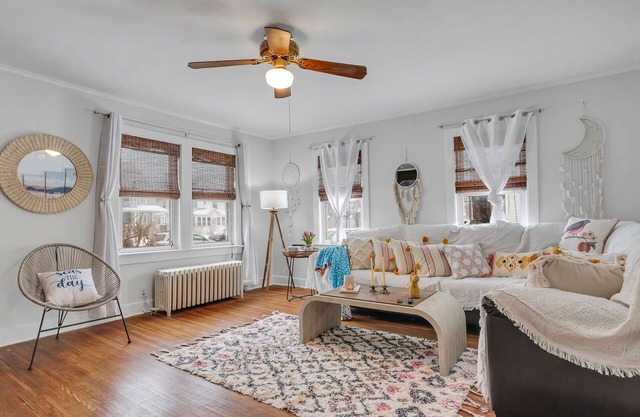 Gorgeous home walking distance to the beach