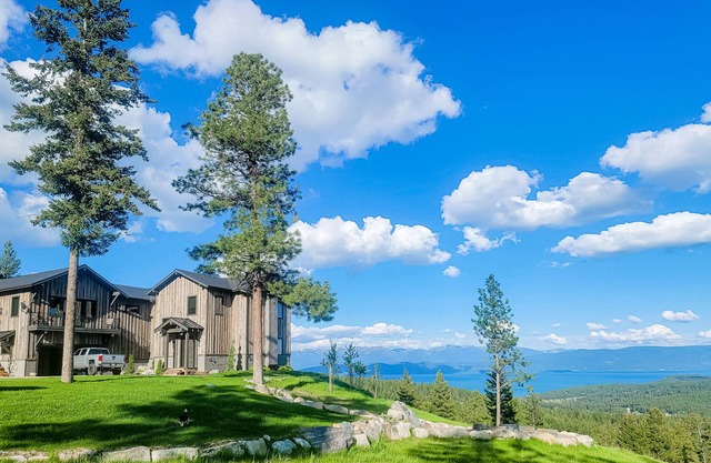 Gorgeous lake-view cabin with game room & fireplaces - near Blacktail Mountain