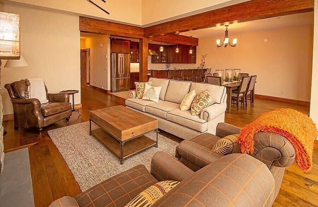 Gorgeous Slope side Ski-on/Ski-off townhome in the highly desirable TrailsEdge.