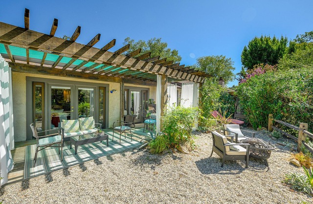 Gorgeous Spacious 3-Bdrm En-Suite Condo W/HUGE Outdoor Patio