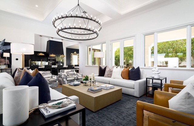 GORGEOUS! Views/Pickleball/Gym in the heart of Paradise Valley