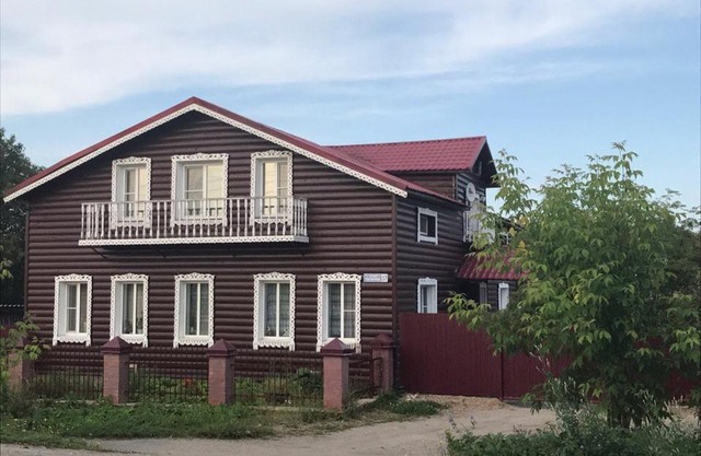 Gostinitsa v gorode Kirillov