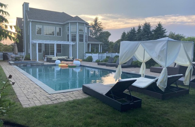 Gracious 6 Bedroom home with a backyard paradise minutes from Main Street