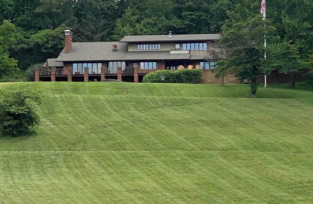 Grafton Getaway @ Overlook Lodge - an 8,000 sq foot home on 33 acres & sleeps 35