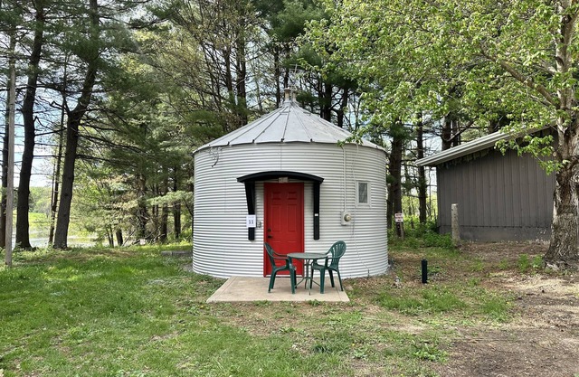 Grain Bin Cottage 11