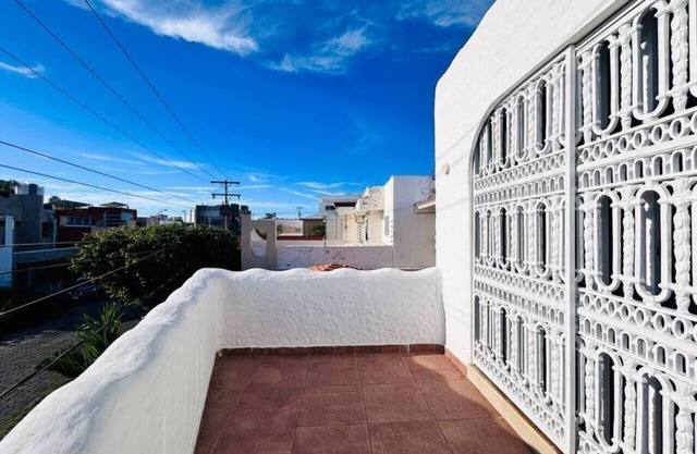 Gran Casa Cerca del Malecón