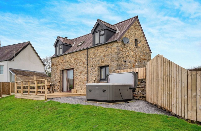 Granary Cottage - UK10695