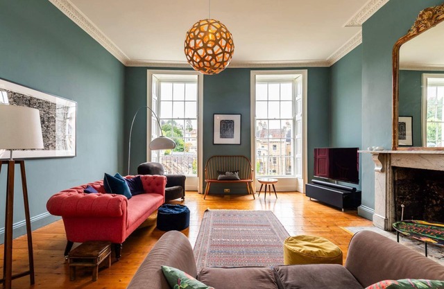 Grand Georgian Townhouse with Garden