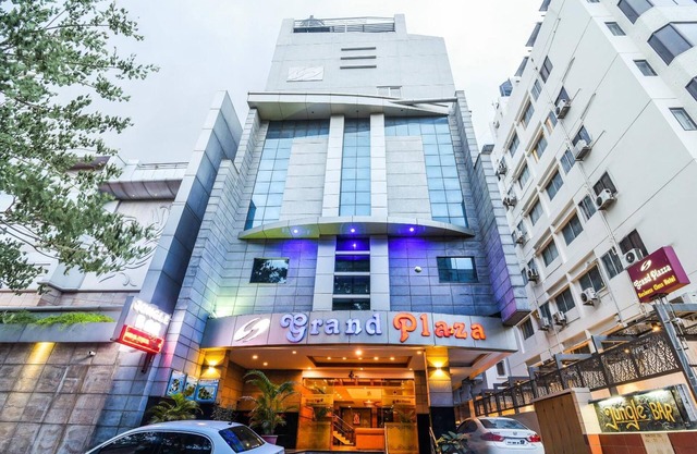 Grand Plaza