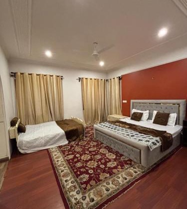 Grand Stone&Wood 3 Room Mansion