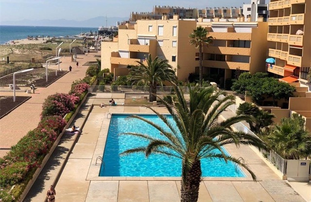 Grand T3 à 100m des commerces, plage et piscine, 6 couchages, parking facile - FR-1-81-507