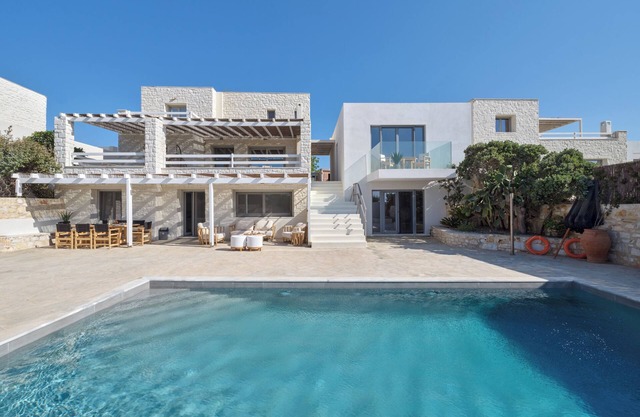 Grand Villa Anasa - A luxury seaside villa with spectacular views in Paros