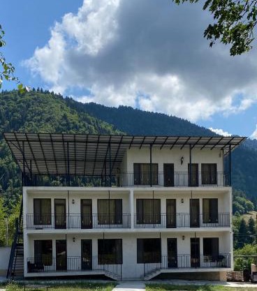 Grand Villa Sadgeri