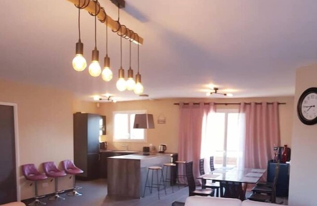 Grande Maison Près Bordeaux, Parking Gratuit