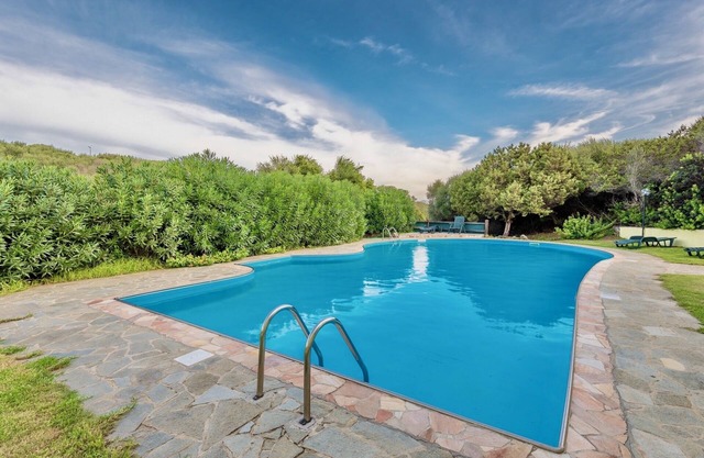 Graziose Ville con A.C e piscina comune