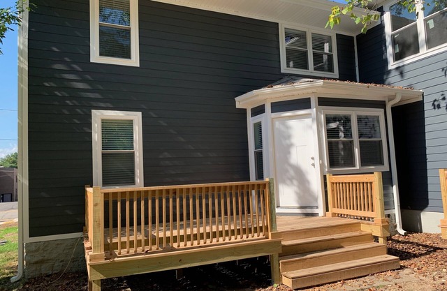 Great Location-2 Queen Bedroom+Twin Loft Sleeps 5