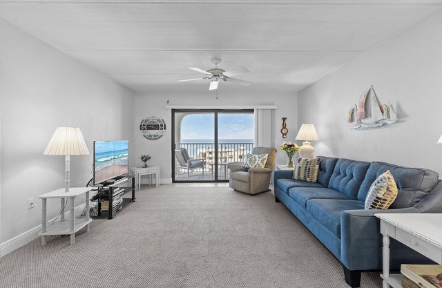 🌊Great Ocean Views + Awesome Location-Ocean Terrace Club 706🌊
