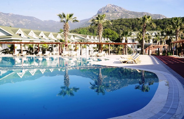 Green Forest Holiday Village