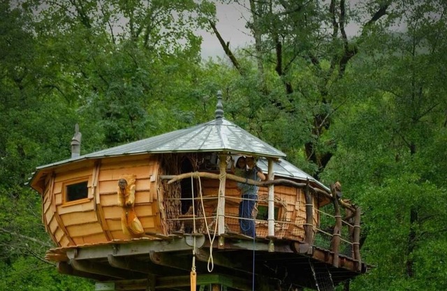 Green, magical, unusual, cozy accommodation for lovers