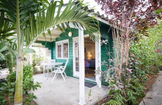 Green Oasis at OTRO Curaçao — Stay DIFFERENT in the middle of Willemstad