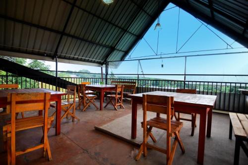 Green View Peak Restaurant