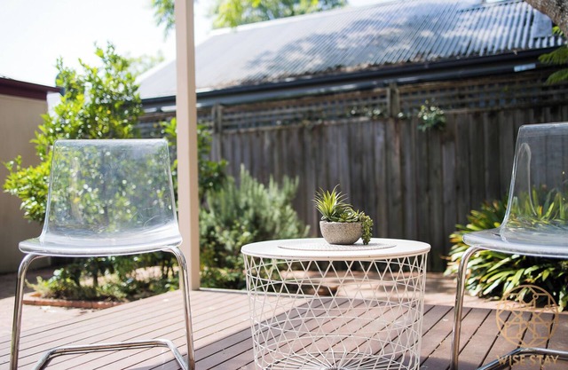 Greenwich Luxury near Wharf/Train/CBD steps to Sean