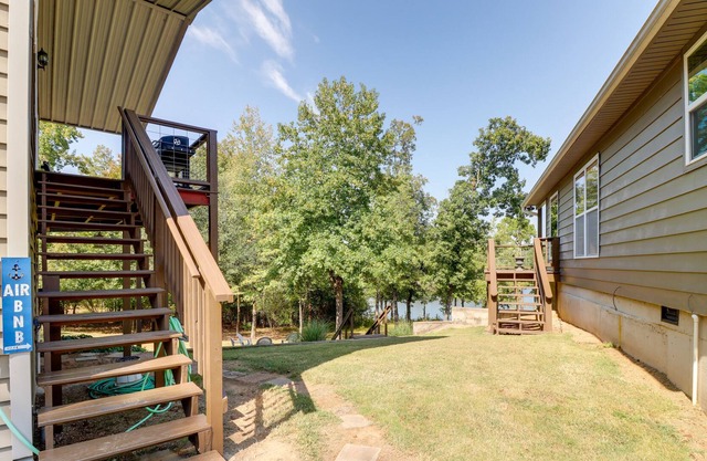 Greers Ferry Vacation Rental w/ Deck & Lake Access