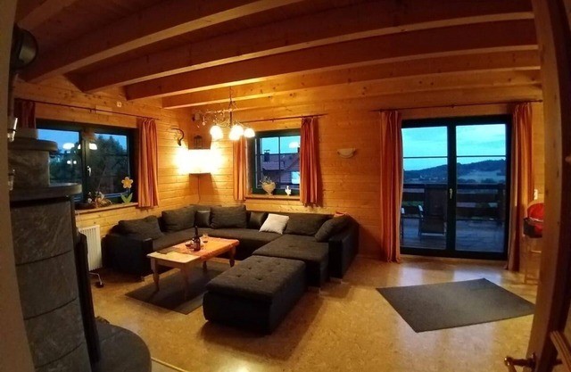 Großes, gemütliches Ferienhaus (150 m2) mit Sauna und kostenfreiem WLAN