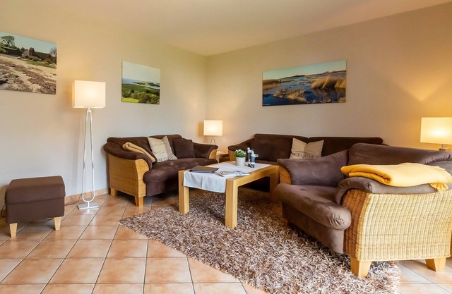 Ground floor apartment - house south beach