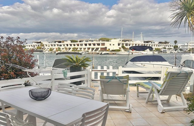 Ground-floor marina with harbor view + dock