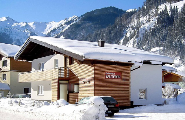 Group house with sauna, near the ski lifts