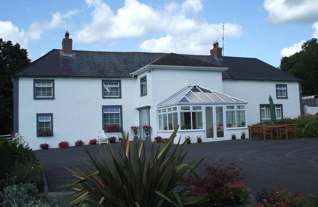 Grove Farm House B&B