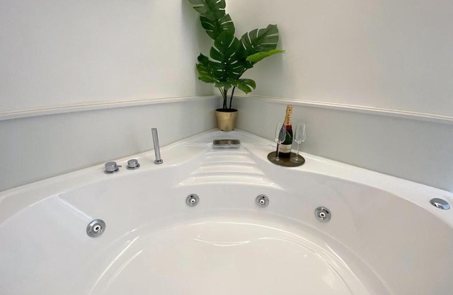 GUALTIERI LUXURY SUITE