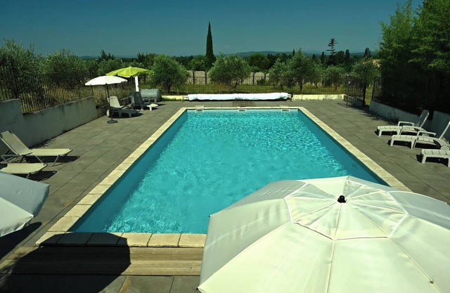 Guest House 'Chambre D'hôte 2 - Romarin' with Mountain View, Wi-Fi and Air Conditioning