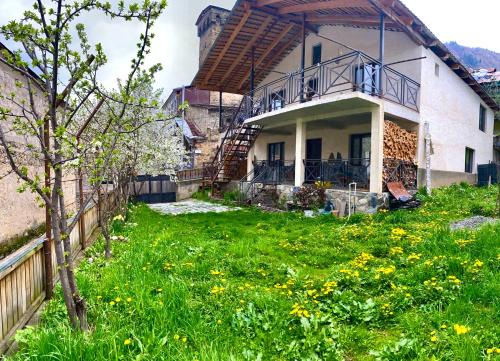 GUEST HOUSE , MEMORY'