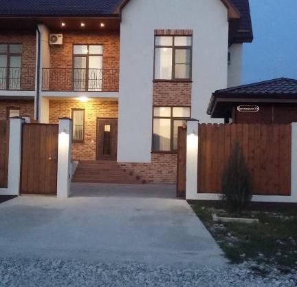 Guest House on Krasnodarskaya 7