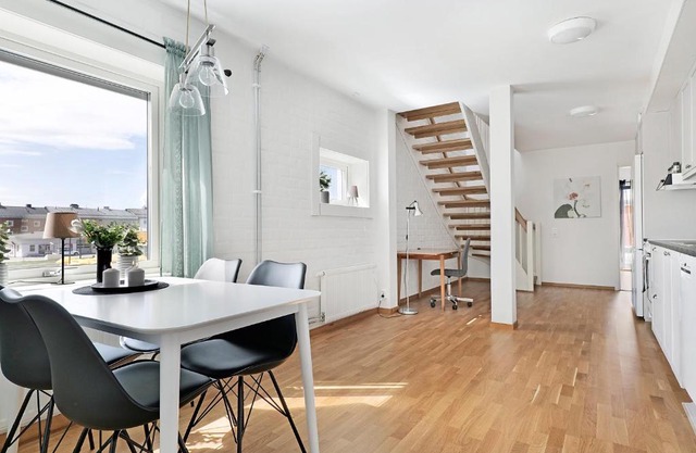Guestly Homes - 3BR City Charm
