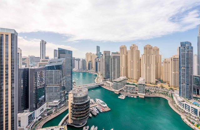 GuestReady Holiday Homes - Dubai Marina Delight