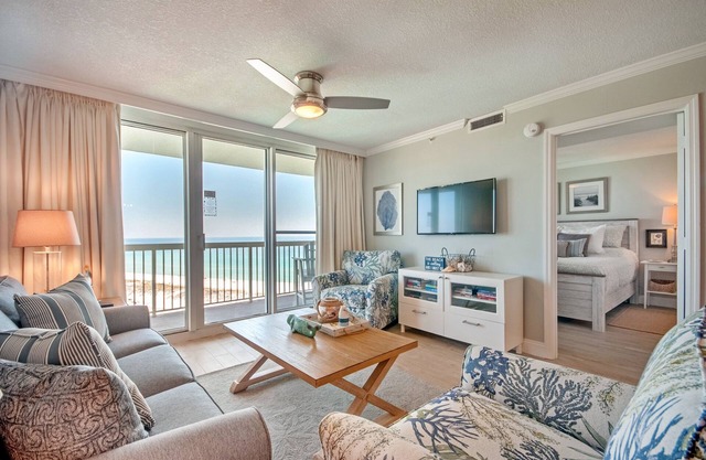Gulf Views-Dolphin Sightings! Destin Beachfront Property-2BR/2BA condo sleeps 6