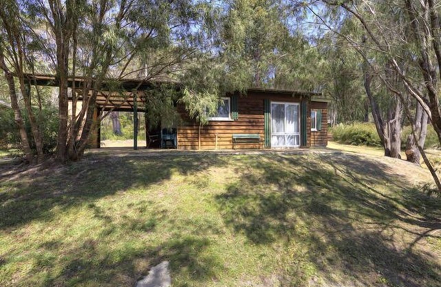 Gum Grove Chalets - Tuart