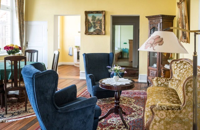 Gutsherrenwohnung - Schloss Pütnitz - Kanuspezial ab 4 Ü