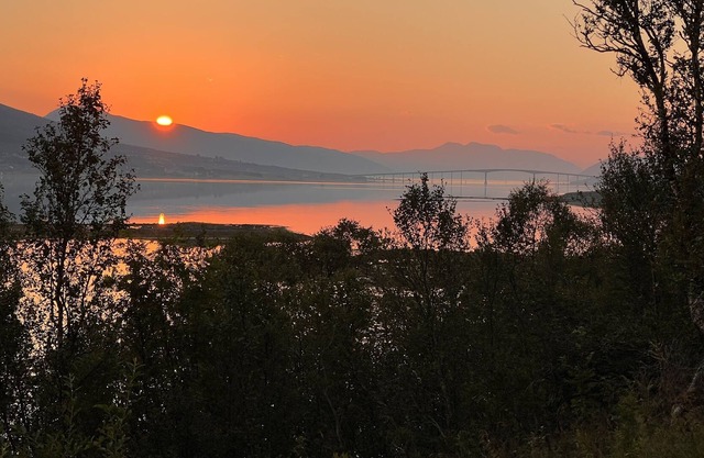 Håkøya Lodge - Scenic two Bedroom Apartment With