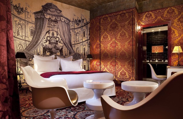 Hôtel du Petit Moulin, Haute Couture hotel by Lacroix