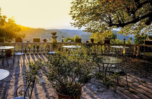 Hôtel La Bellaudière