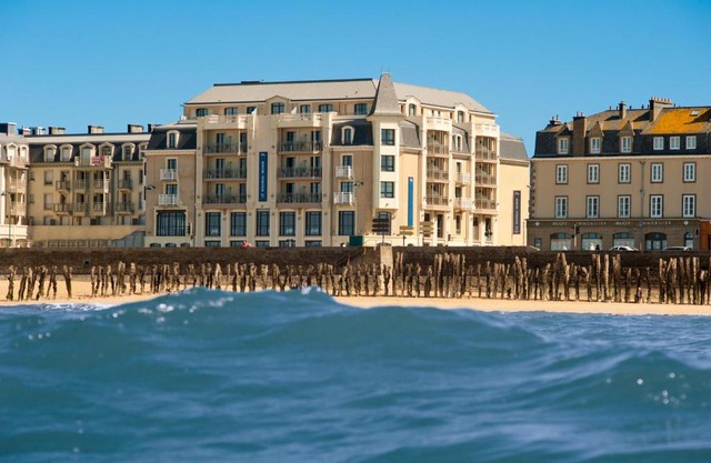 Hôtel Le Nouveau Monde