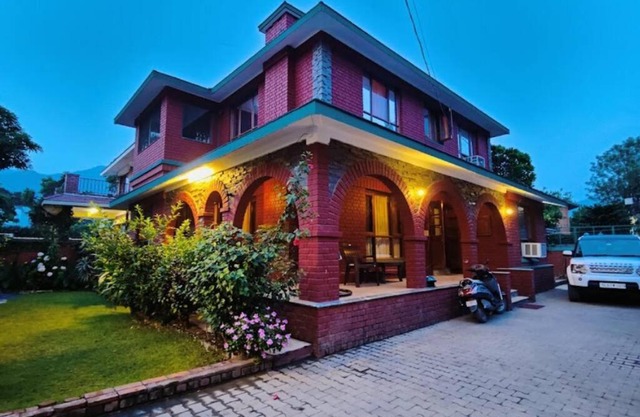 H3-429 Mussoorie Road Entire Home