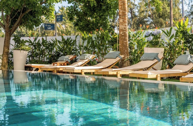 HA Ocean Front Hotel and Apartment