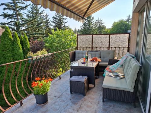 Haabsburg Appartment Vienna 6 Personen, Balkon, voll ausgestattete Küche, Grün-Ruhelage am Stadtrand, gute Öffi Anbindung