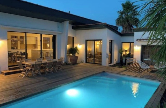 "Habia" Villa Biarritz swimming pool