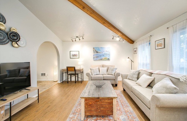#HabitueHomes - Bown Crossing Bungalow